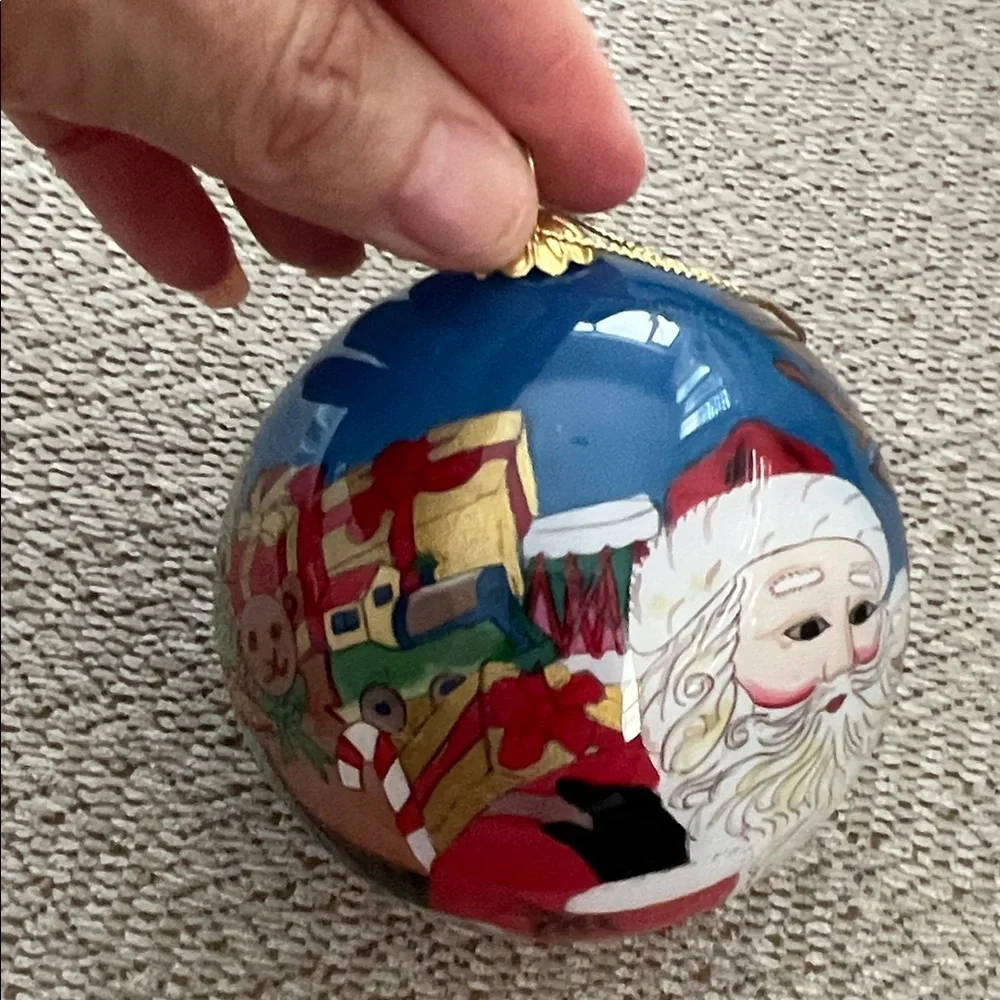 Pier 1 Li Bien 2001 Reverse Hand Painted Glass Santa Christmas Ornament w/Box